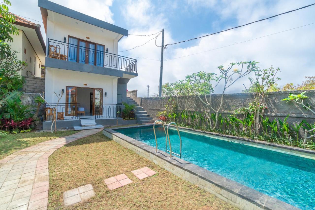 Wooden Puri Guesthouse Uluwatu Buitenkant foto